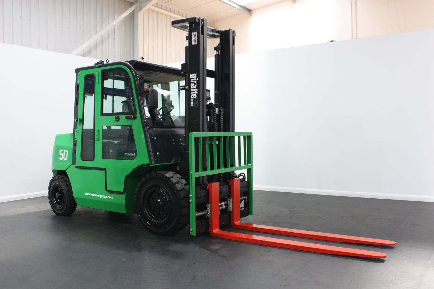 giraffe FD50 Premium| Full Cab Diesel Counterbalance | 4-Wheel Forklift