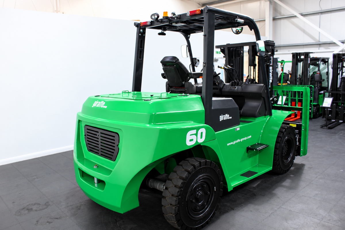 giraffe GBL60 | Open Cab Lithium Electric Counterbalance | 4-Wheel Forklift