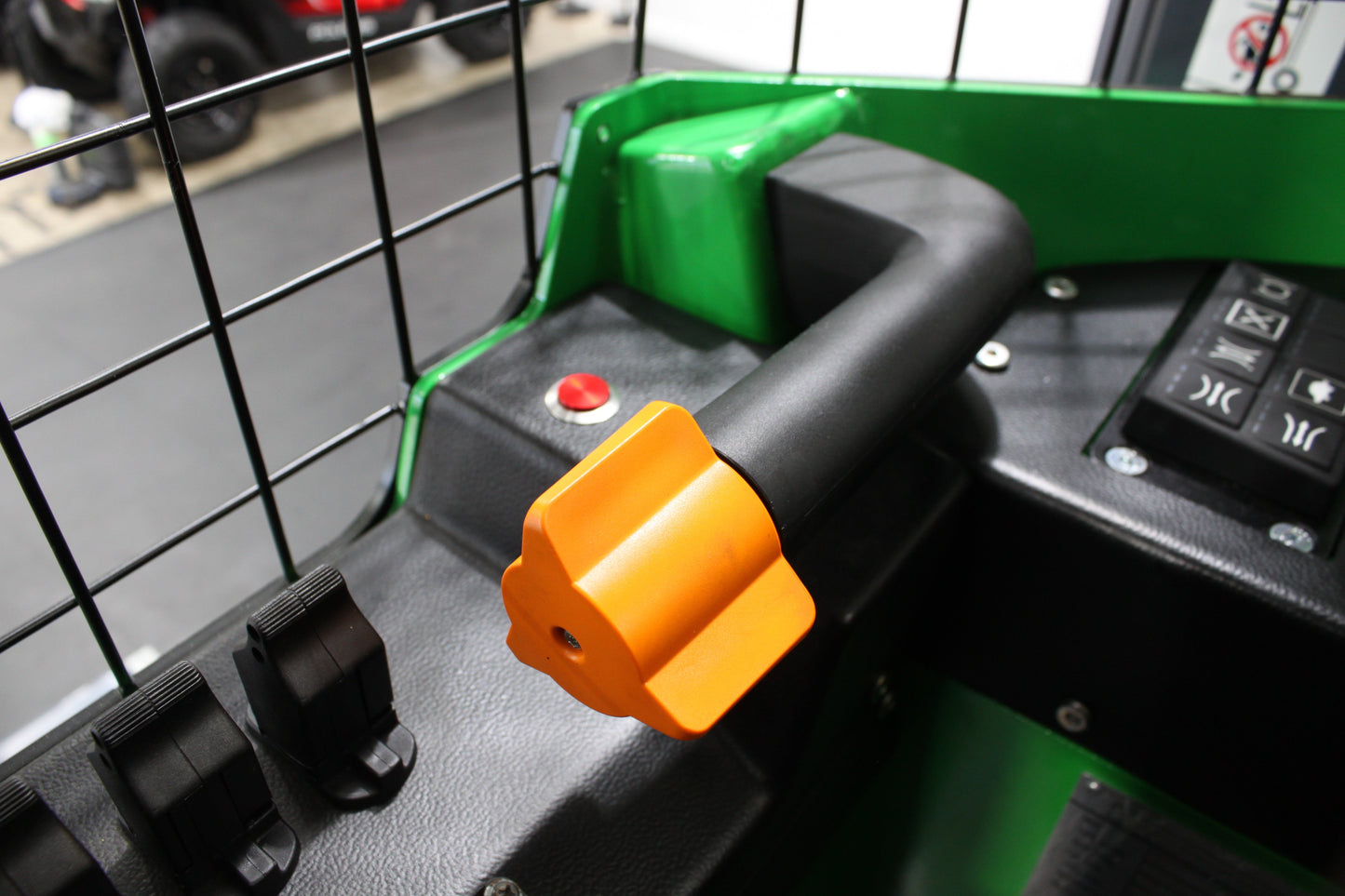 Mima mq25 multi-directional side loader forklift