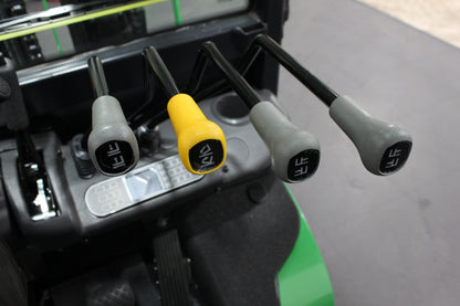 giraffe GBL25- Full Cab Lithium Electric Counterbalance Giraffe Green 115v/174Ah Lithium Powered Unit
