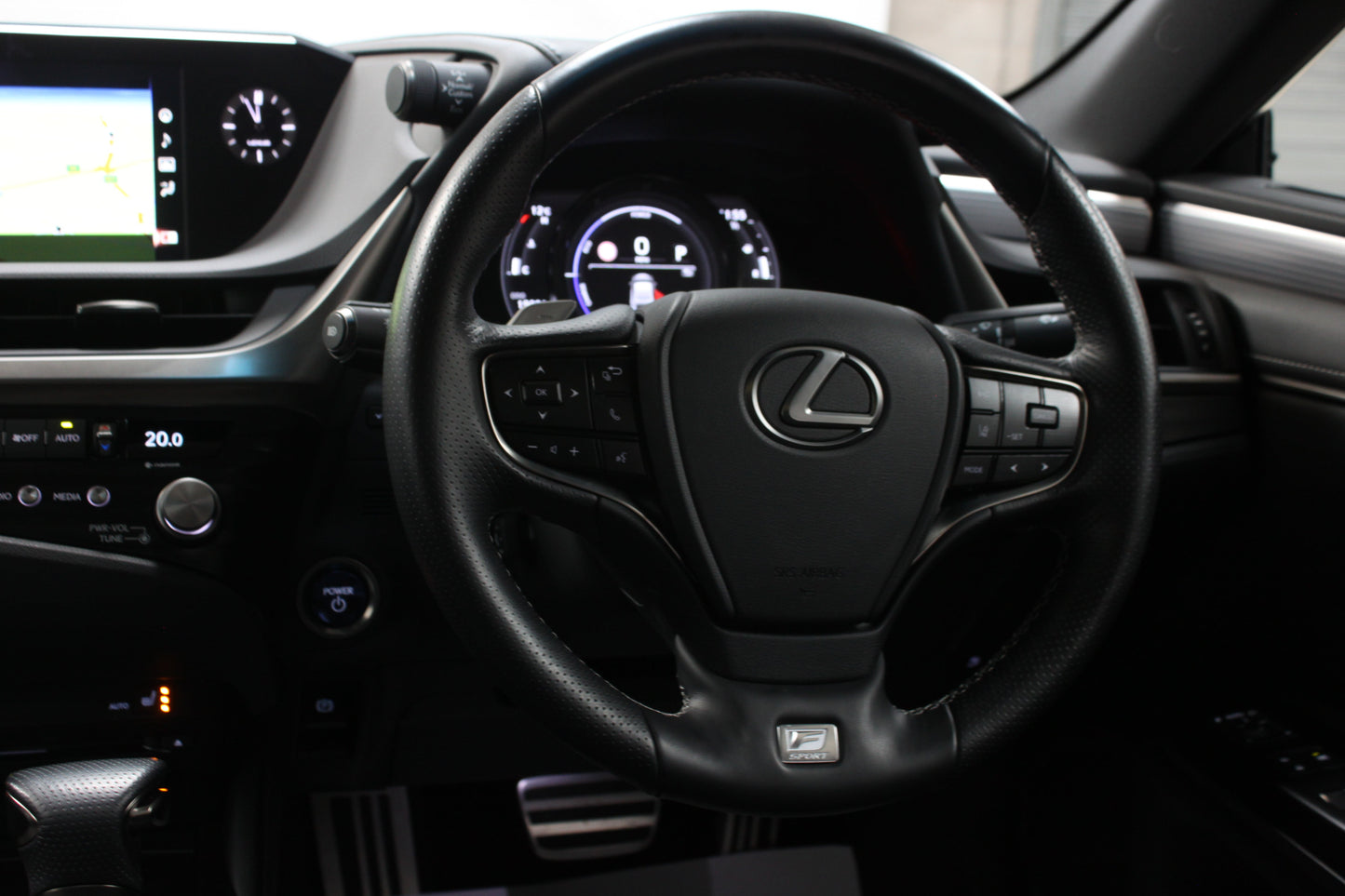 Lexus ES 300h 2.5 F-Sport 4dr CVT