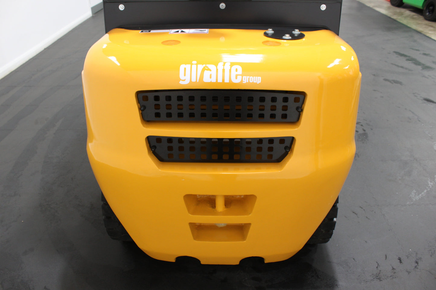 giraffe FD25 Premium| Half Cab Diesel Counterbalance | 4-Wheel Forklift