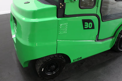 giraffe GBL30 Premium Plus Advanced Pedestrian Safety Full Cab 3.0T | Full Cab Diesel Counterbalance | 4-Wheel Forklift