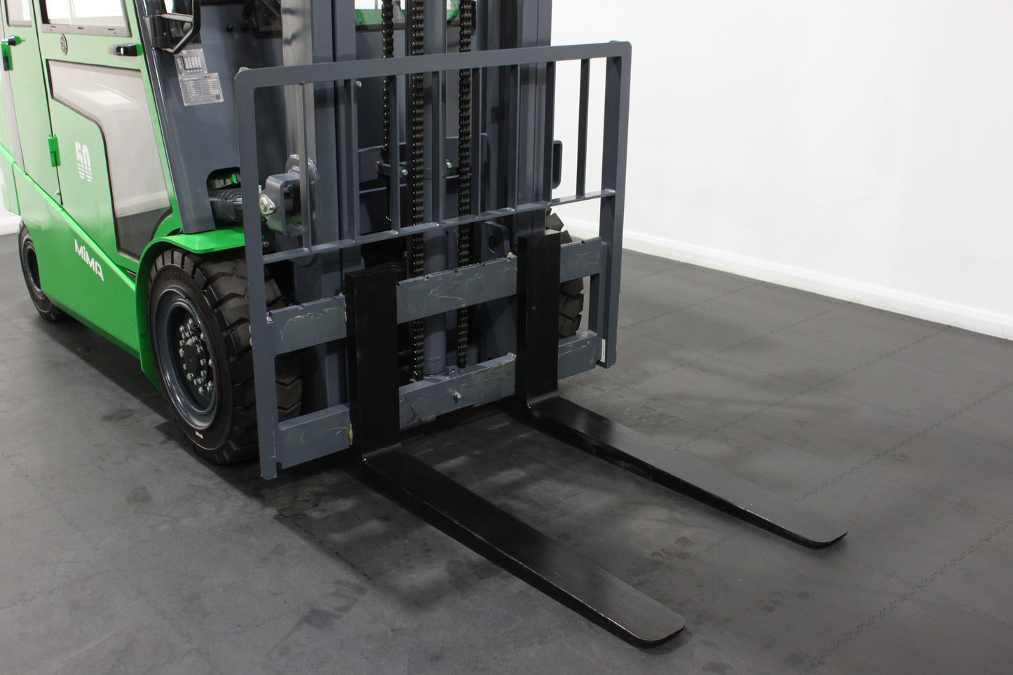 Mima mk50 full cab lithium counter balance forklift