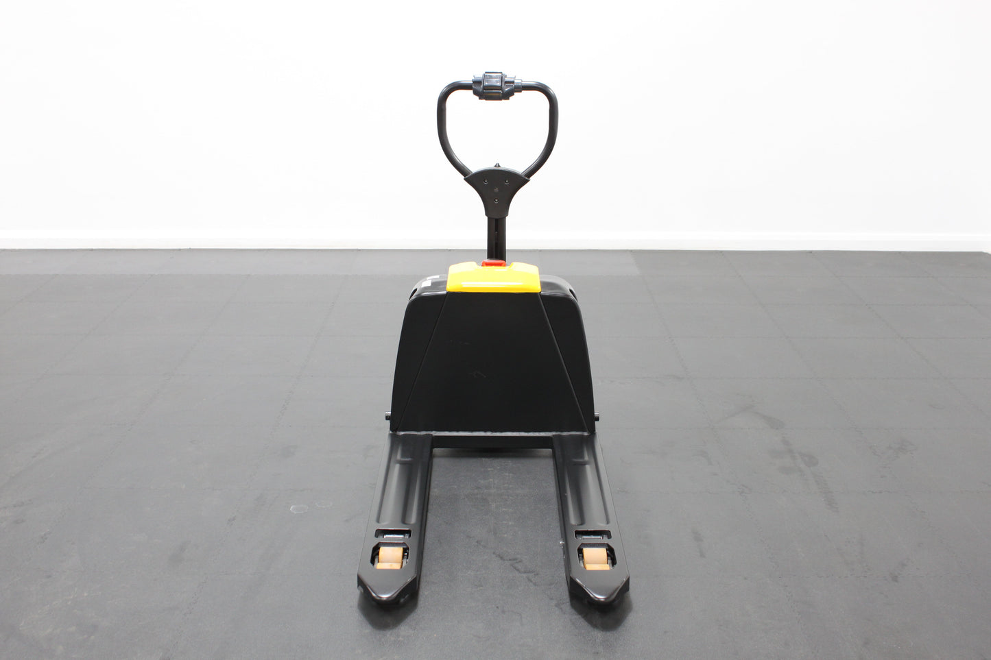 WELLFORCE F4 Powered Pallet Truck (UK Spec 680x1000mm)