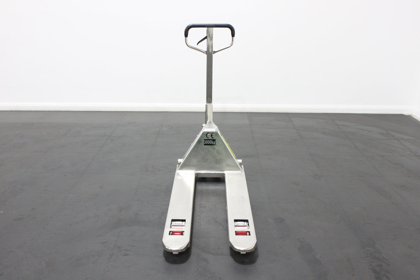 giraffe 3T Stainless Steel Euro Spec 550x1150mm Manual Pallet Truck | Heavy Duty, Low Profile
