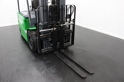 Mima mk30 - Open cab lithium electric counterbalance