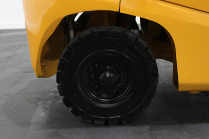 giraffe FD25 Premium| Half Cab Diesel Counterbalance | 4-Wheel Forklift