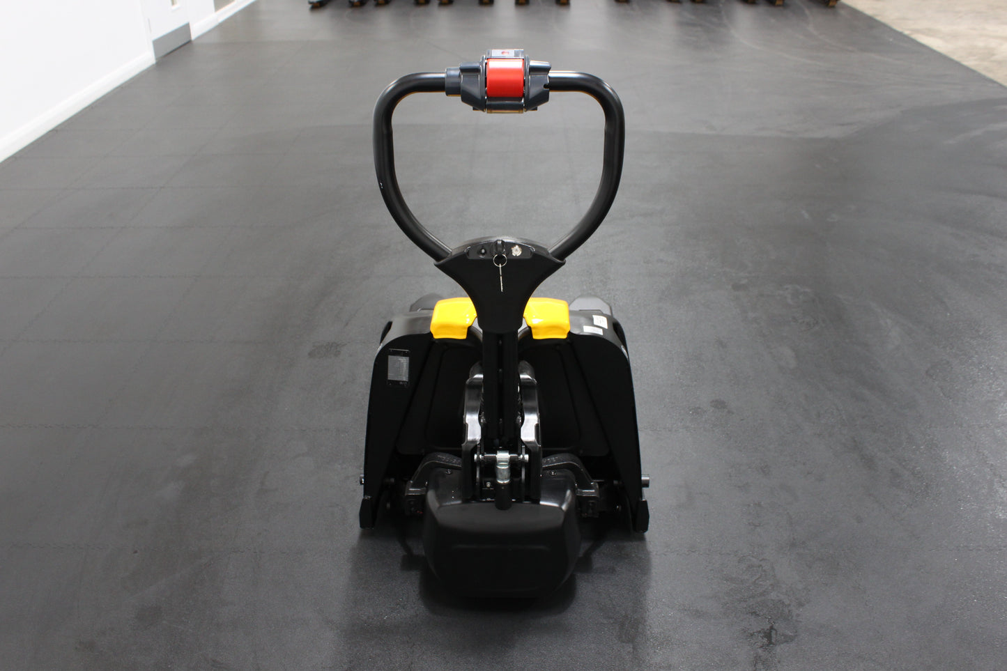 WELLFORCE F4 Powered Pallet Truck (UK Spec 680x1000mm)