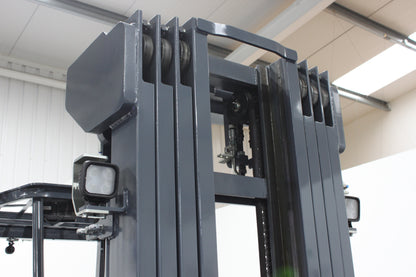 Mima mj25 2.5t articulated forklift | 4-stage mast, lithium, container-ready