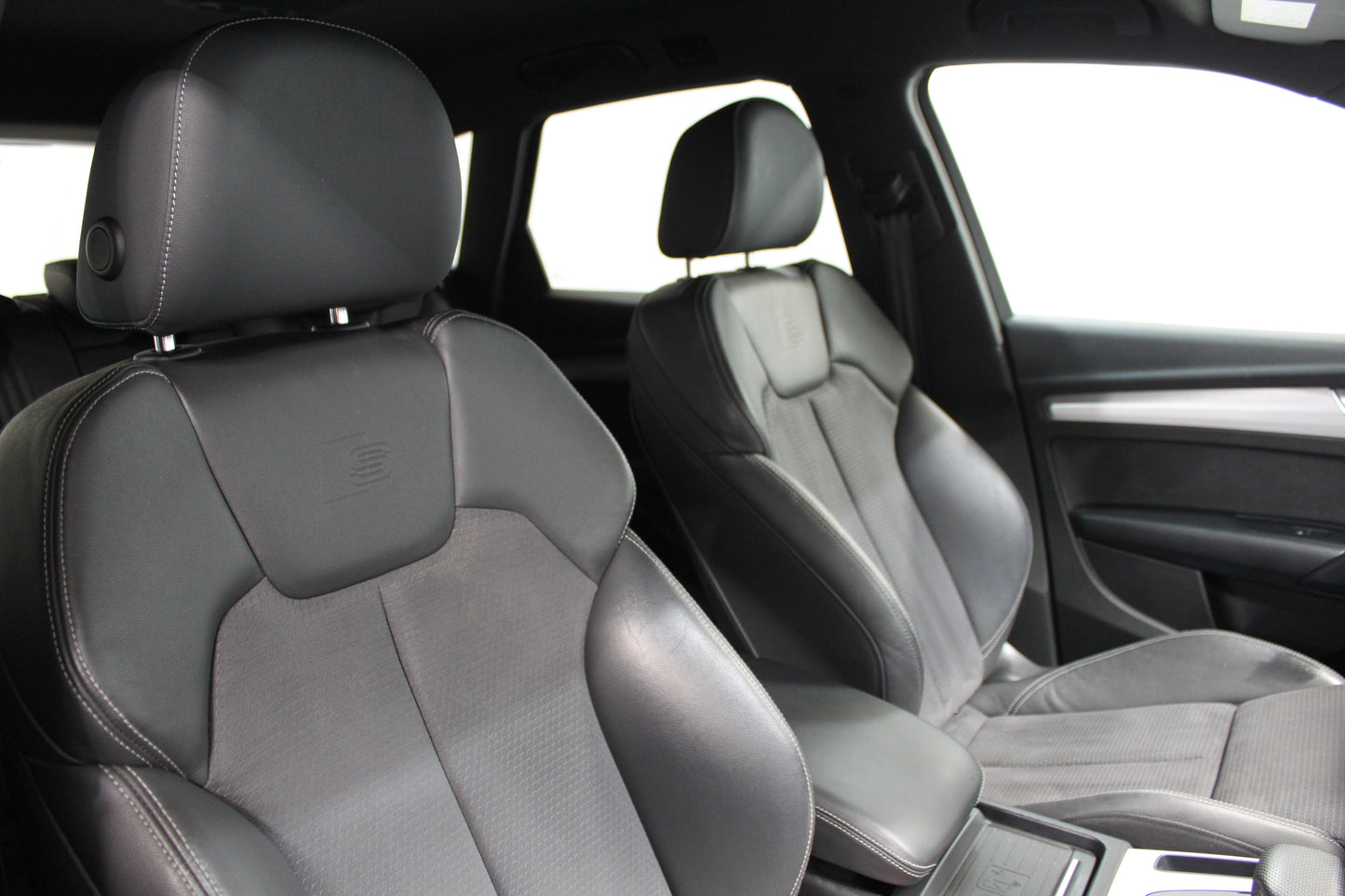 Audi Q5 45 TFSI Quattro S Line 5dr S Tronic [Tech Pro]