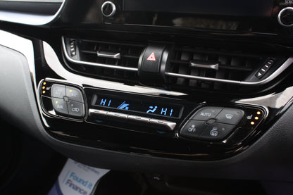 Toyota C-HR 1.8 Hybrid Design 5dr CVT