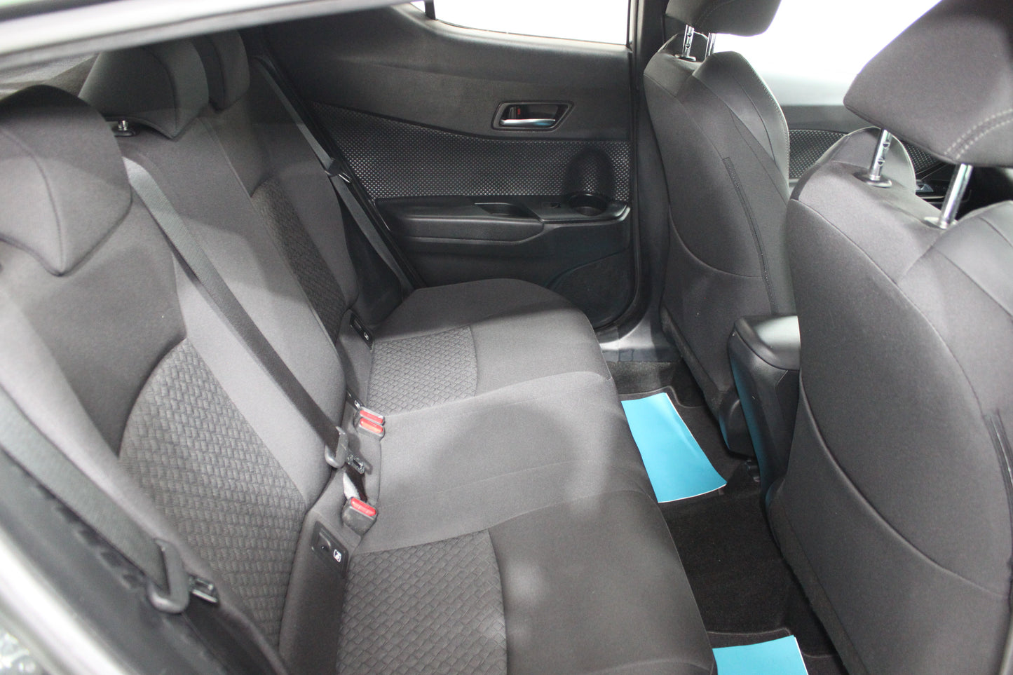 Toyota C-HR 1.8 Hybrid Design 5dr CVT