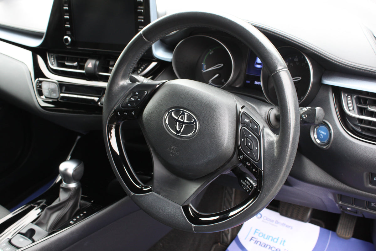 Toyota C-HR 1.8 Hybrid Design 5dr CVT