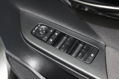 Toyota C-HR 1.8 Hybrid Icon 5dr CVT New Model