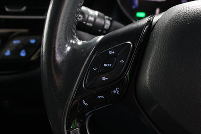 Toyota C-HR 1.8 Hybrid Design 5dr CVT