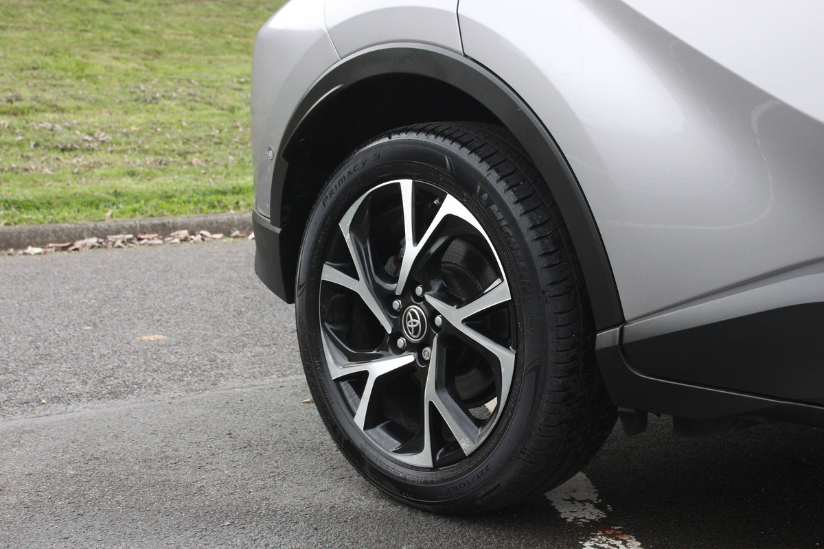 Toyota C-HR 1.8 Hybrid Design 5dr CVT