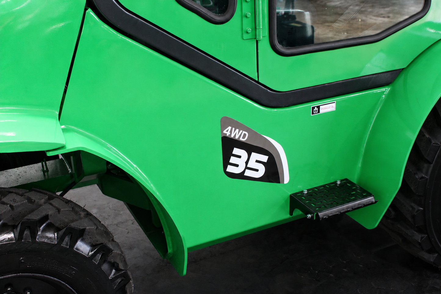 giraffe CPCD35-4WD - Full cab - Rough terrain forklift