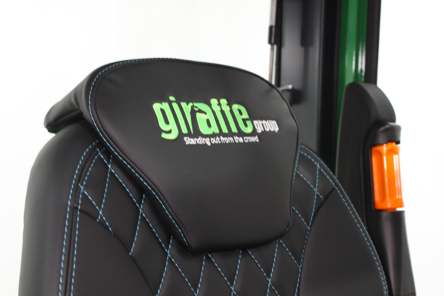 giraffe FD30 Premium  | Full Cab Diesel Counterbalance  | 4-Wheel Forklift