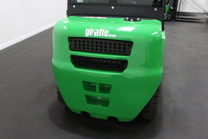 giraffe FD25 Premium  | Full Cab Diesel Counterbalance  | 4-Wheel Forklift