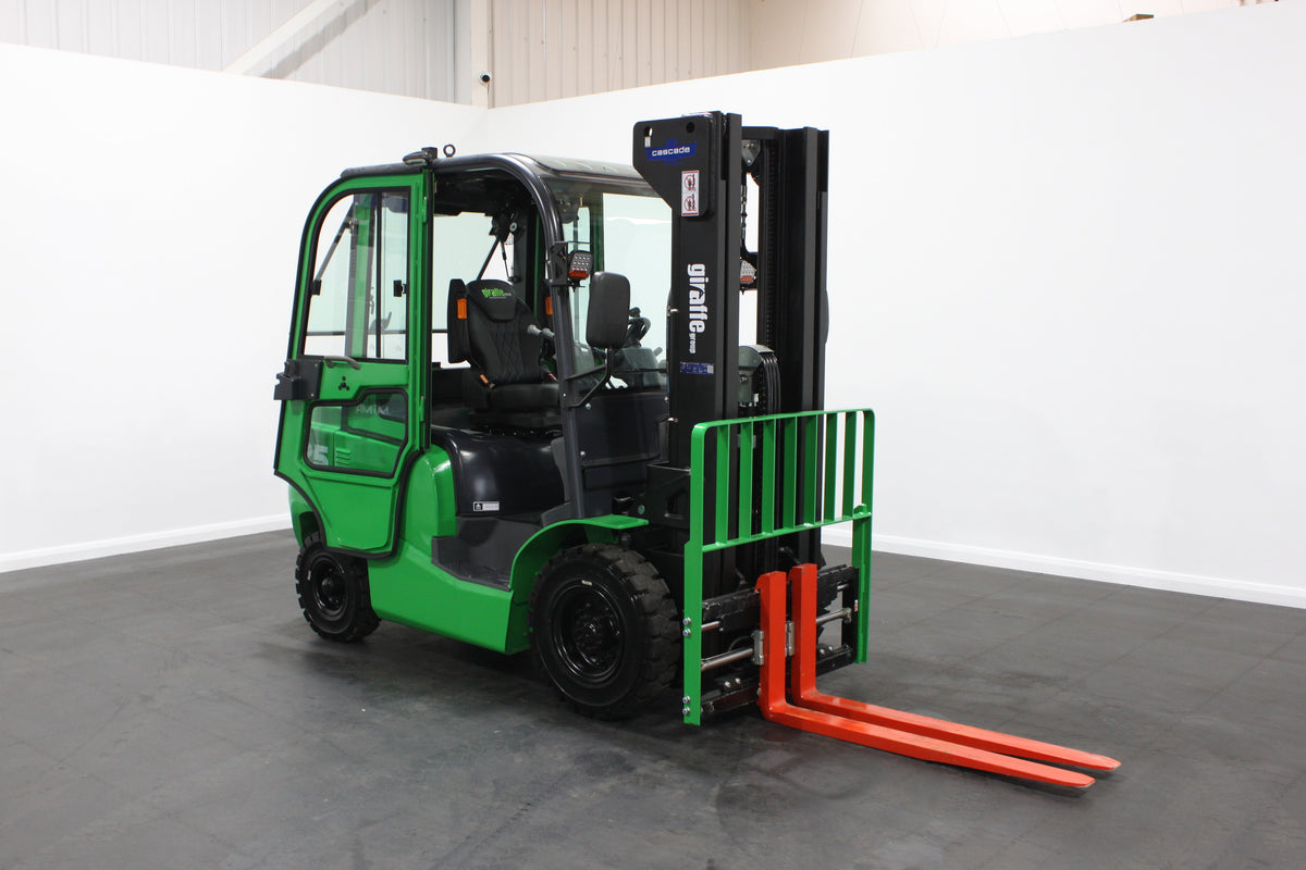 giraffe FD25 Premium  | Full Cab Diesel Counterbalance  | 4-Wheel Forklift