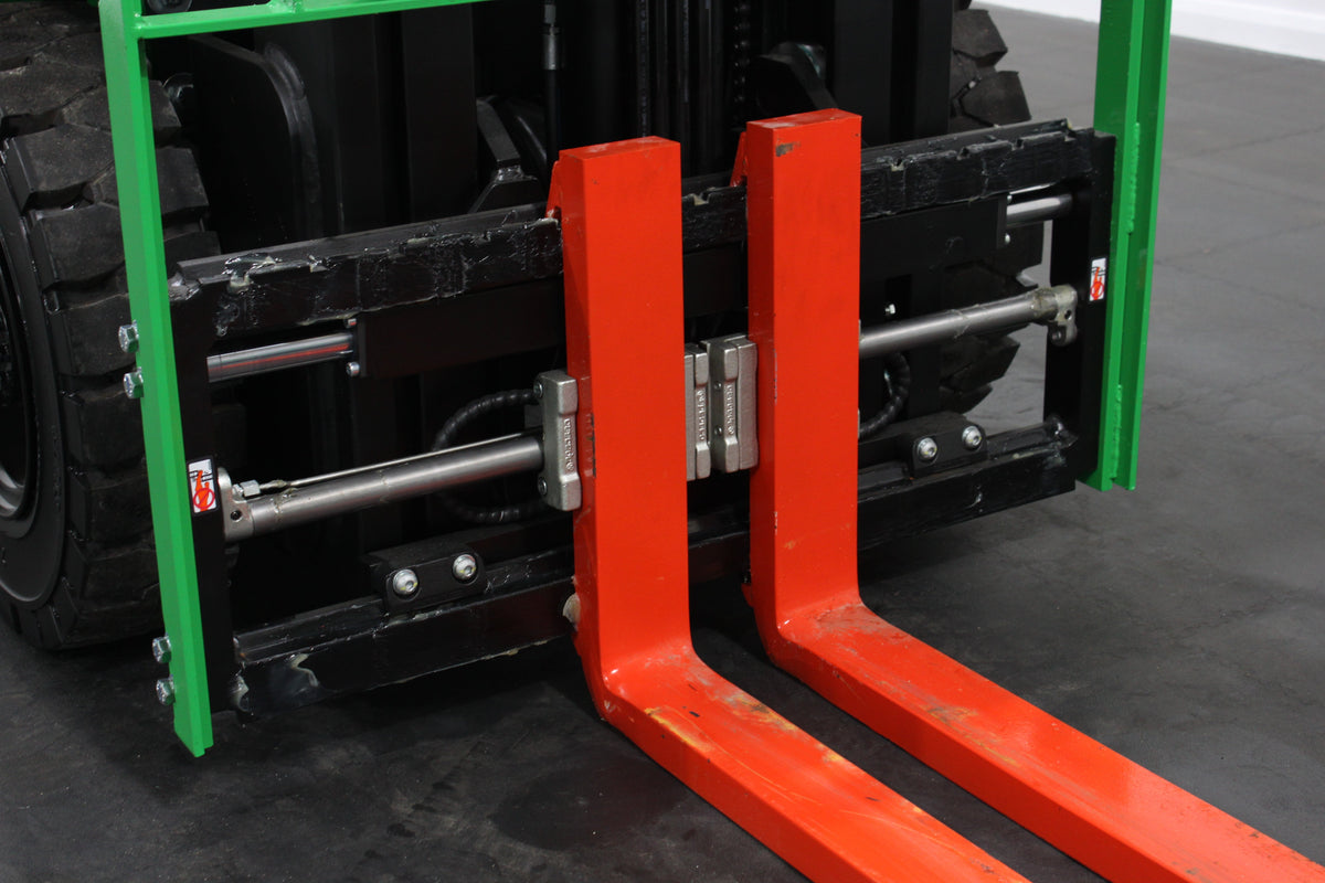 giraffe FD25 Premium  | Full Cab Diesel Counterbalance  | 4-Wheel Forklift