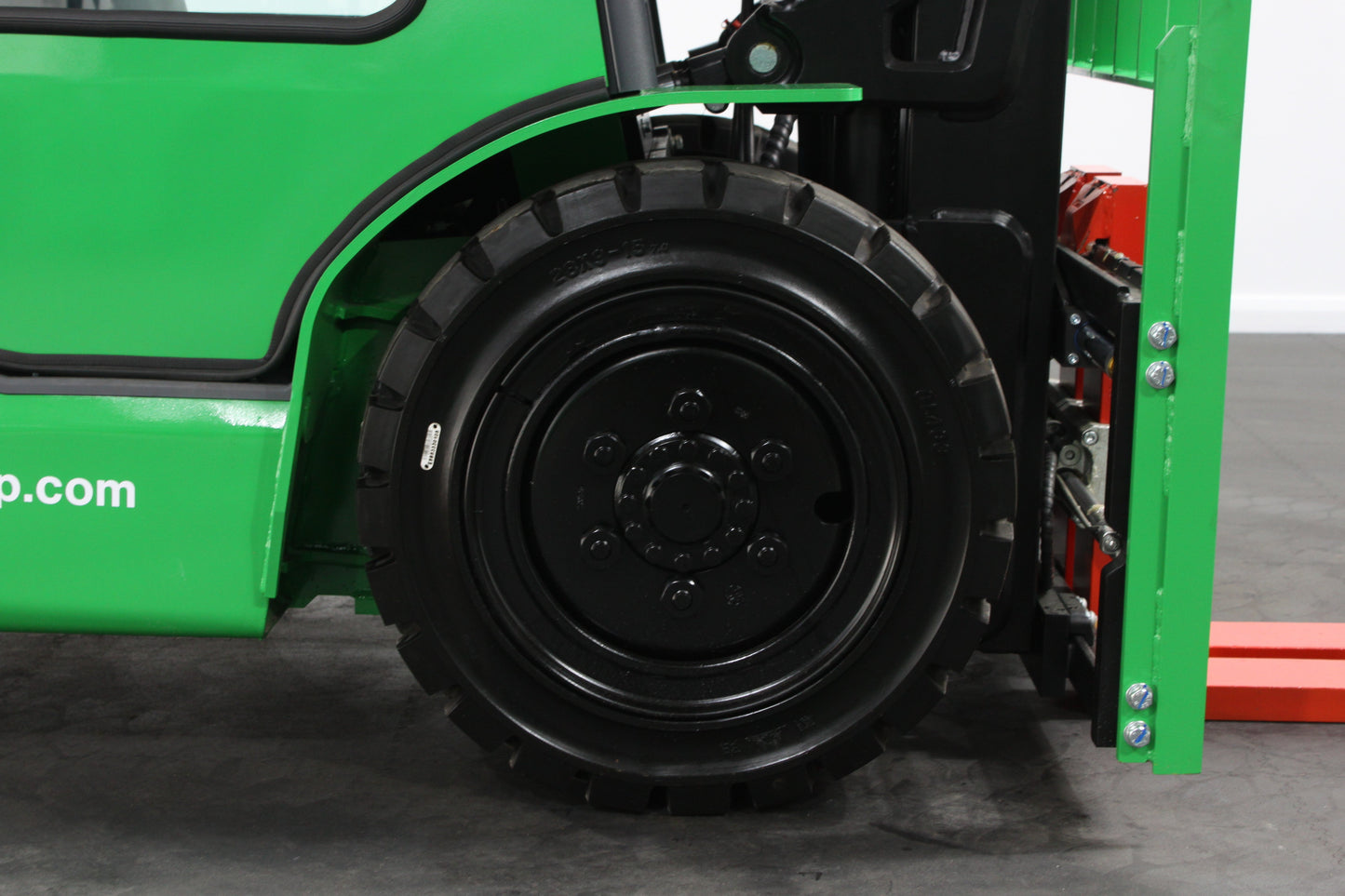 giraffe FD30 Premium Plus Adv Safety  | Full Cab Diesel Counterbalance  | 4-Wheel Forklift
