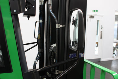 giraffe FD30 Premium Plus Adv Safety  | Full Cab Diesel Counterbalance  | 4-Wheel Forklift