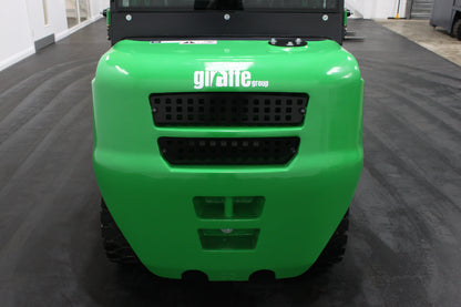 giraffe FD25 Premium Plus Advanced Pedestrian Safety | Full Cab Diesel Counterbalance | 4-Wheel Forklift