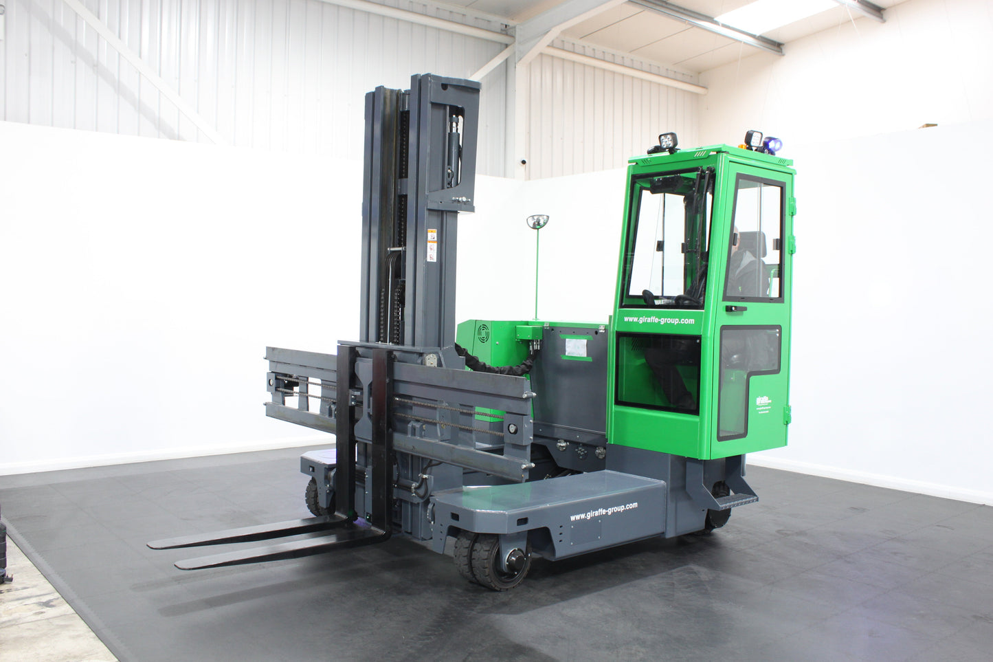 Mima MQC40 - Multidirectional Full cab 5.5M