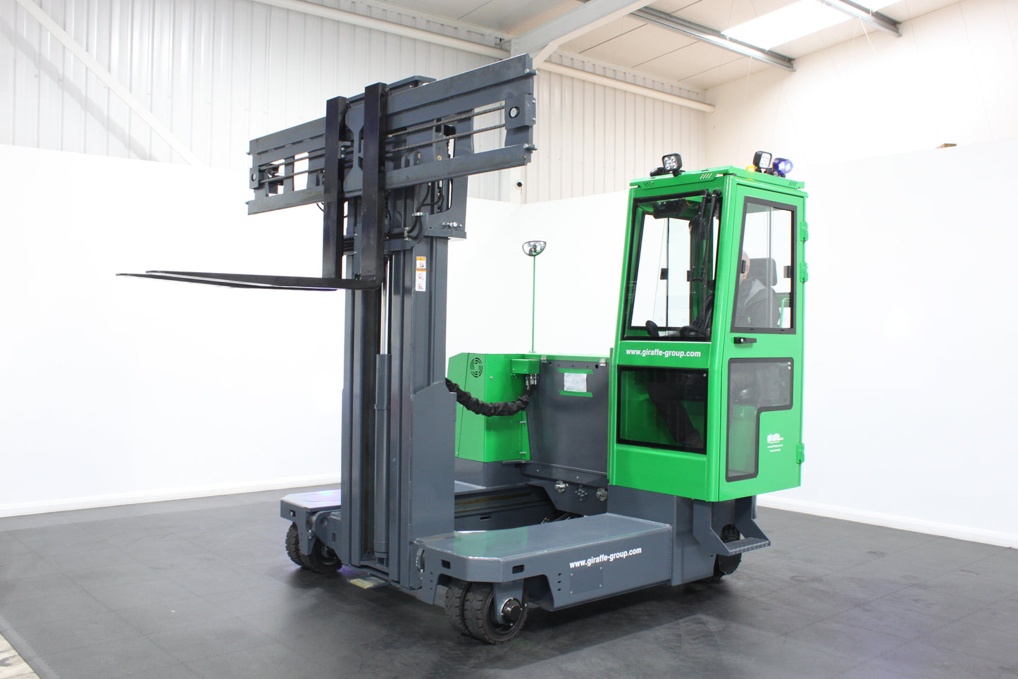 Mima MQC40 - Multidirectional Full cab 5.5M