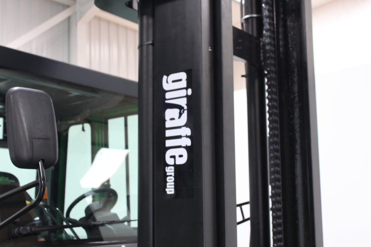 giraffe GBL70 | Full Cab Lithium Electric Counterbalance  | 4-Wheel Forklift