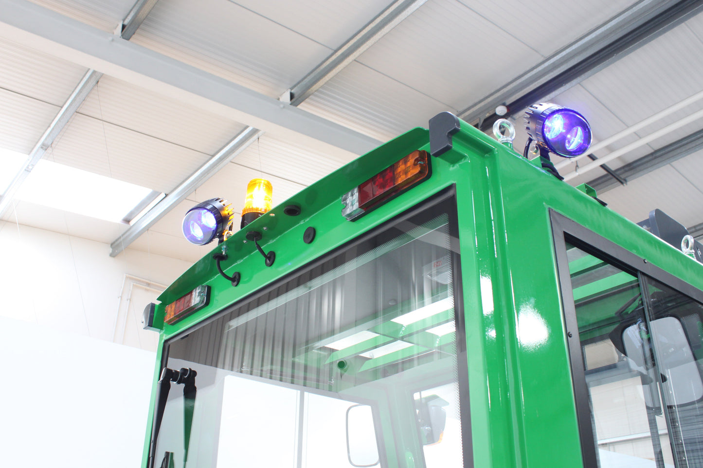 Mima mqk40 multi-directional electric forklift full cab