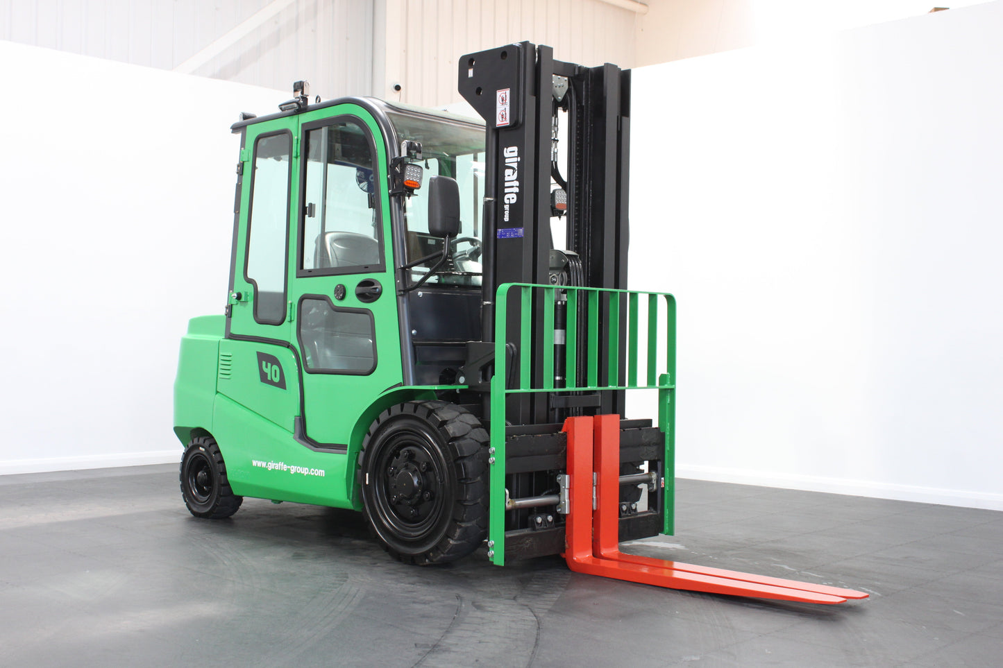 giraffe GBL40 Premium Plus Advanced Pedestrian Safety | Full Cab Lithium Electric Counterbalance  | 4-Wheel Forklift