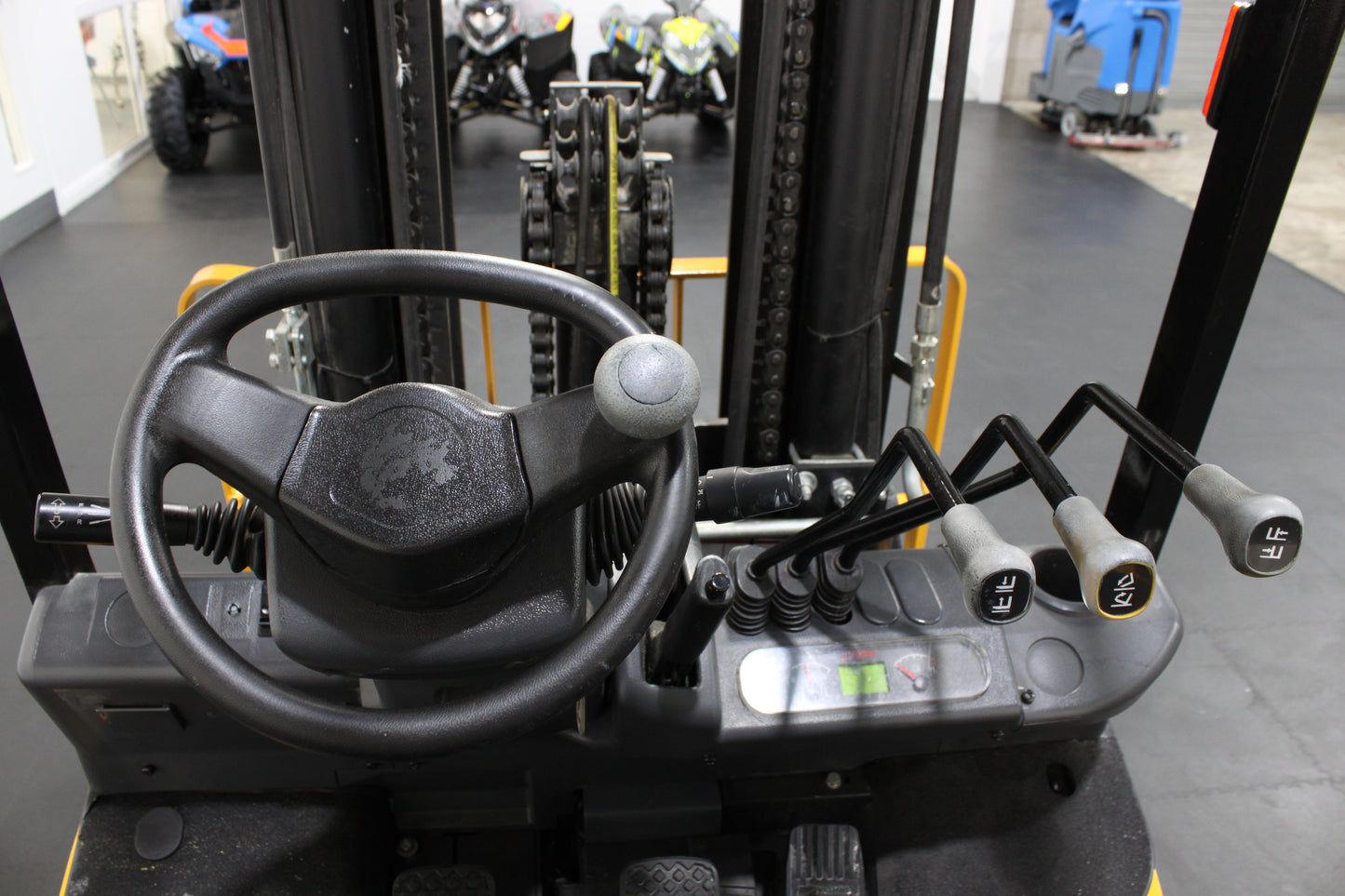 HIFOUNE FD25T – Open Cab