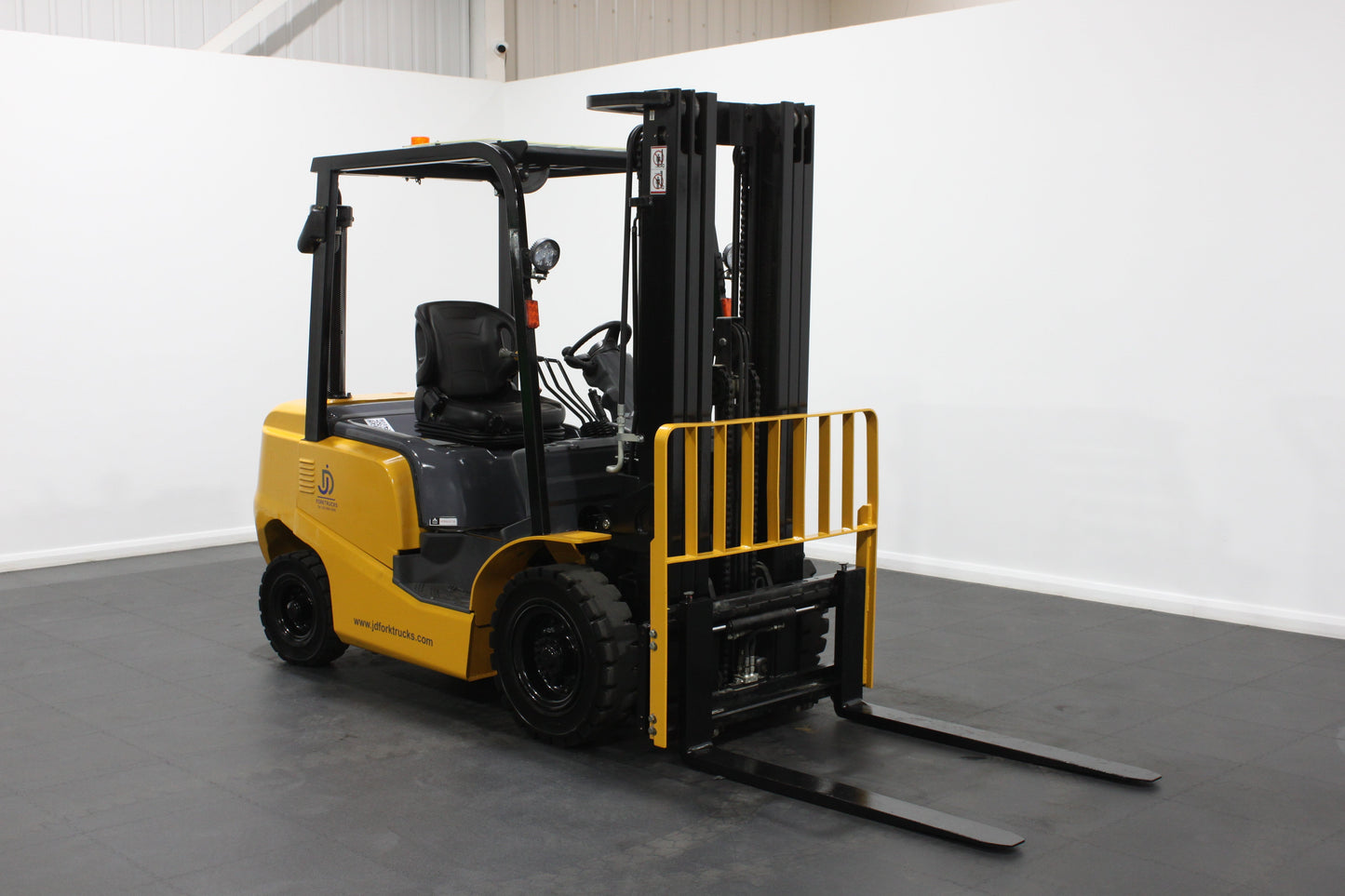 HIFOUNE FD25T - Open Cab