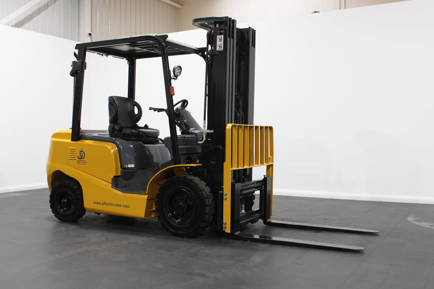 HIFOUNE FD25T - Open Cab