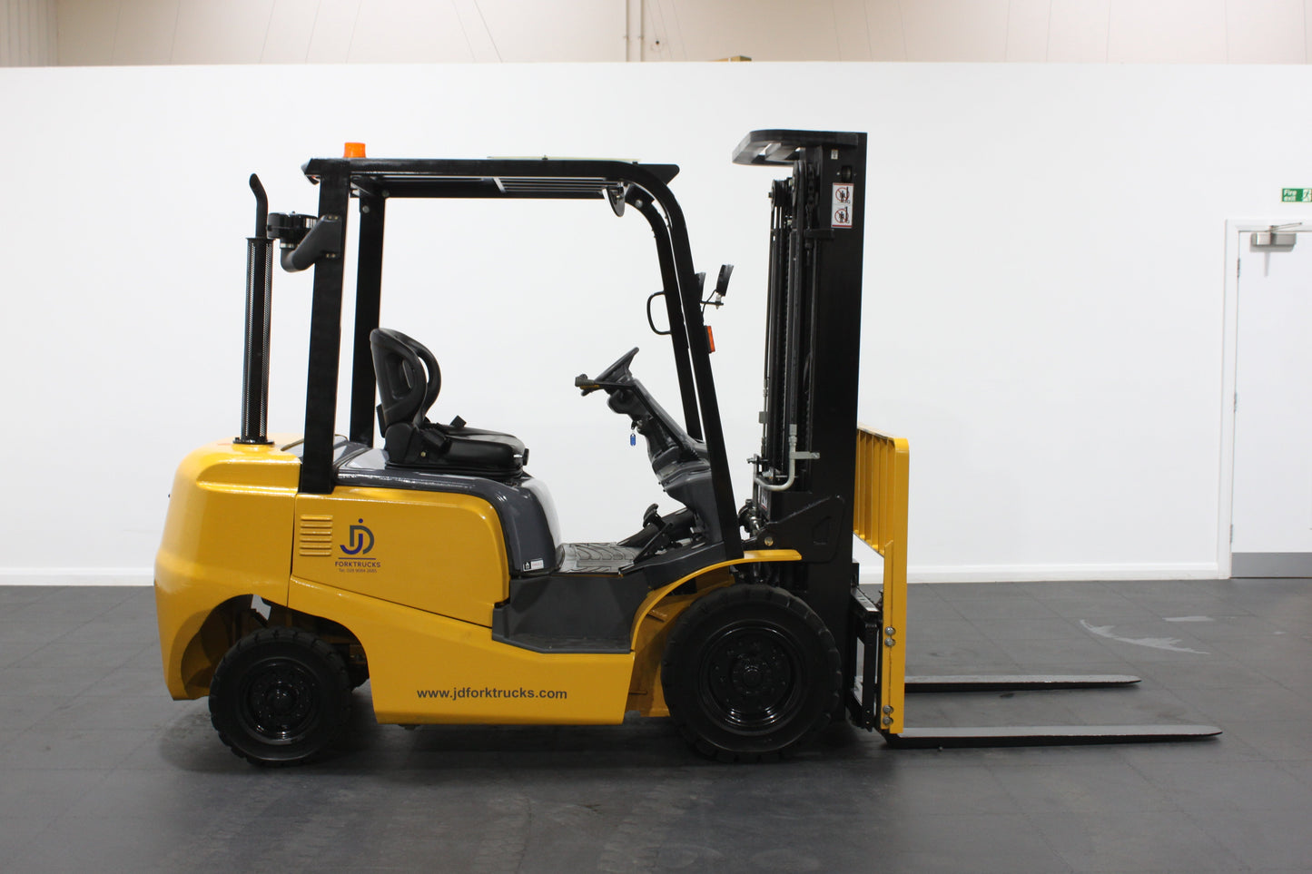 HIFOUNE FD25T - Open Cab