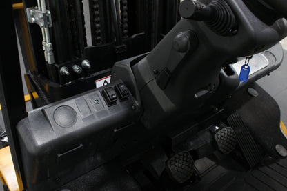 HIFOUNE FD25T - Open Cab