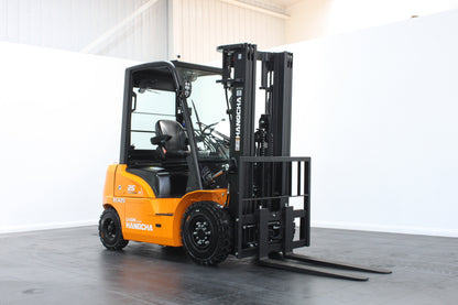 Hangcha XE425T 2.5T | Semi Cab Lithium Counterbalance | 4-Wheel Forklift