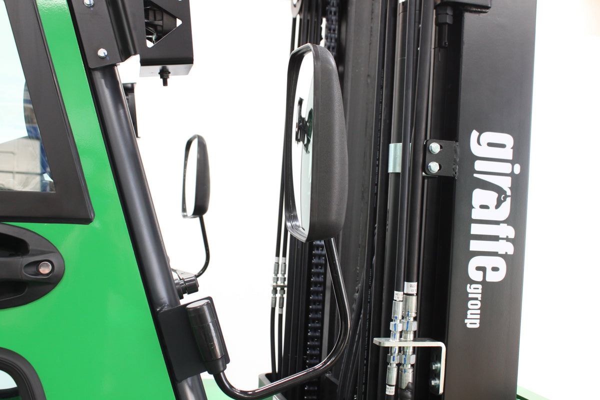 giraffe CPCD35-2WD - Full cab - Rough terrain forklift