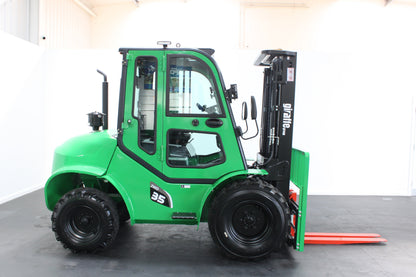 giraffe CPCD35-2WD - Full cab - Rough terrain forklift