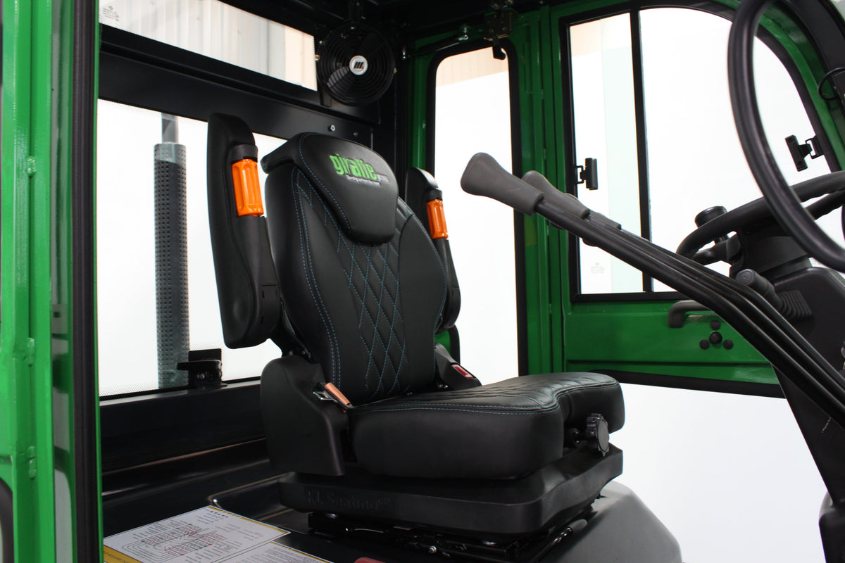 giraffe CPCD35-2WD - Full cab - Rough terrain forklift