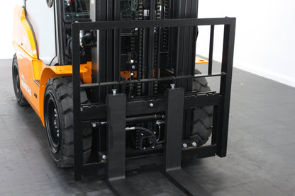 Hangcha XE430T 3.0T | Full Cab Lithium Counterbalance | 4-Wheel Forklift