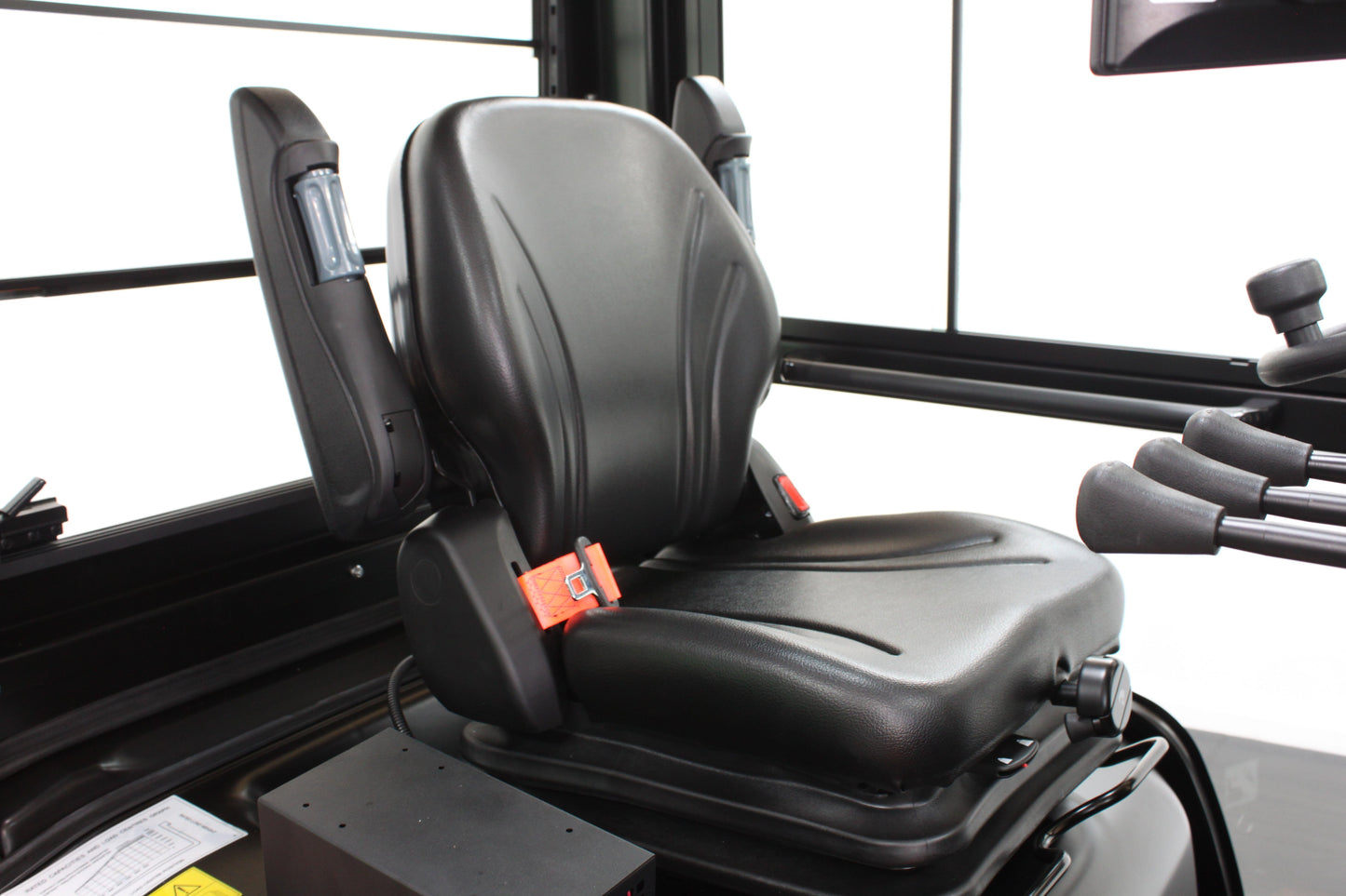 Hangcha XE430T 3.0T | Full Cab Lithium Counterbalance | 4-Wheel Forklift