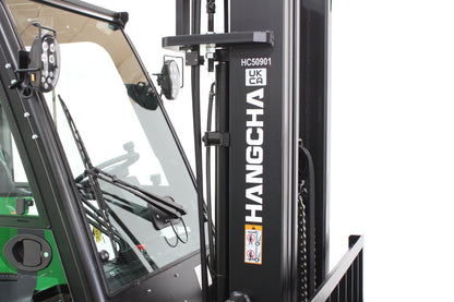 Hangcha XE425T 2.5T | Full Cab Lithium Counterbalance | 4-Wheel Forklift