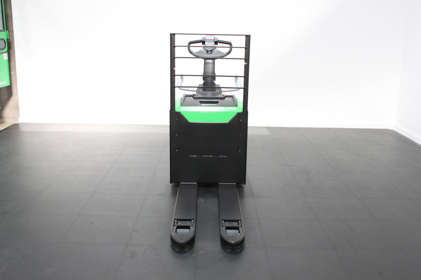 CESAB P320 Powered Pallet Truck with Platform Ride-On
