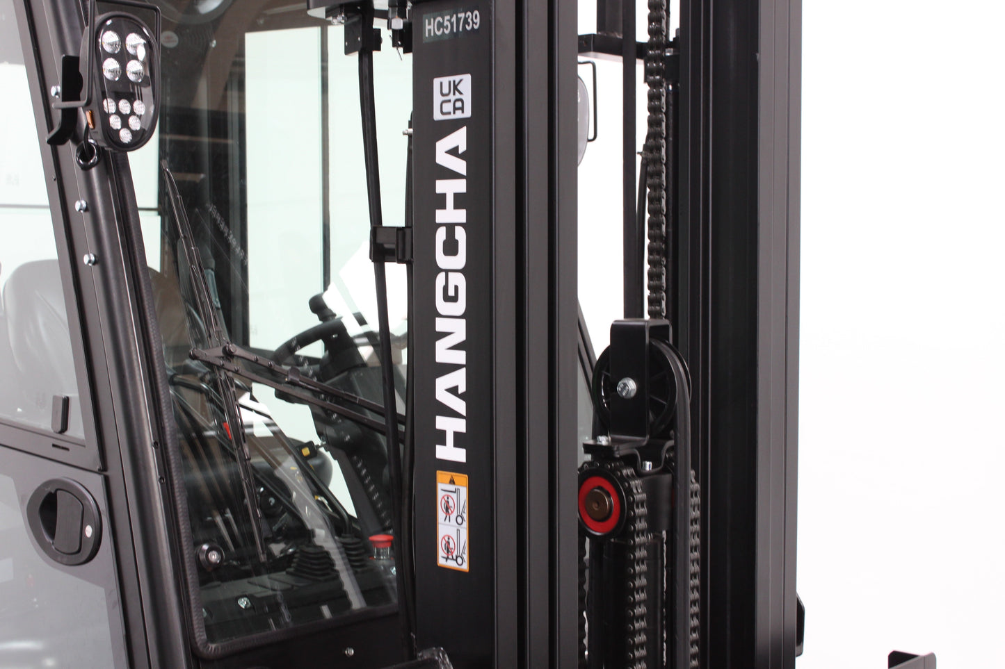 Hangcha XE418 1.8T| Full Cab Lithium Counterbalance | 4-Wheel Forklift