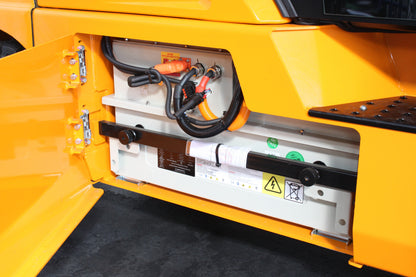 Hangcha XE438 3.8T | Full Cab Lithium Counterbalance | 4-Wheel Forklift