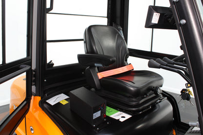 Hangcha XE438 3.8T Long Range | Full Cab Lithium Counterbalance | 4-Wheel Forklift